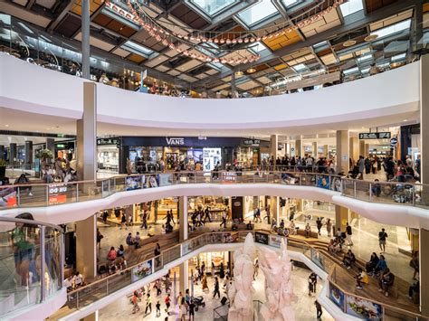 part dieu shopping centre lyon